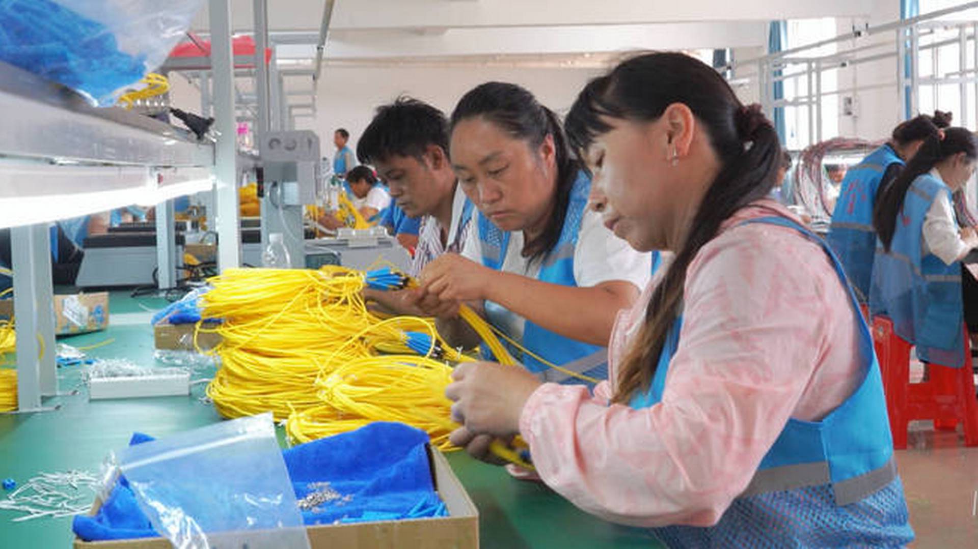 家门口的务工车间2.jpg 家门口的务工车间2.jpg